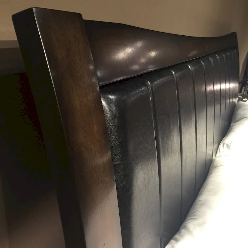 Lit plateforme king-size avec rangement en bois d'espresso clair